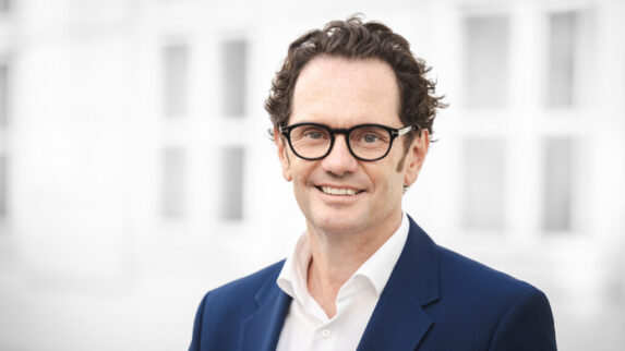 Portraitfoto von Markus Reiter