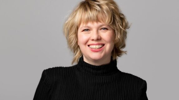 Portraitfoto von Julia Malle
